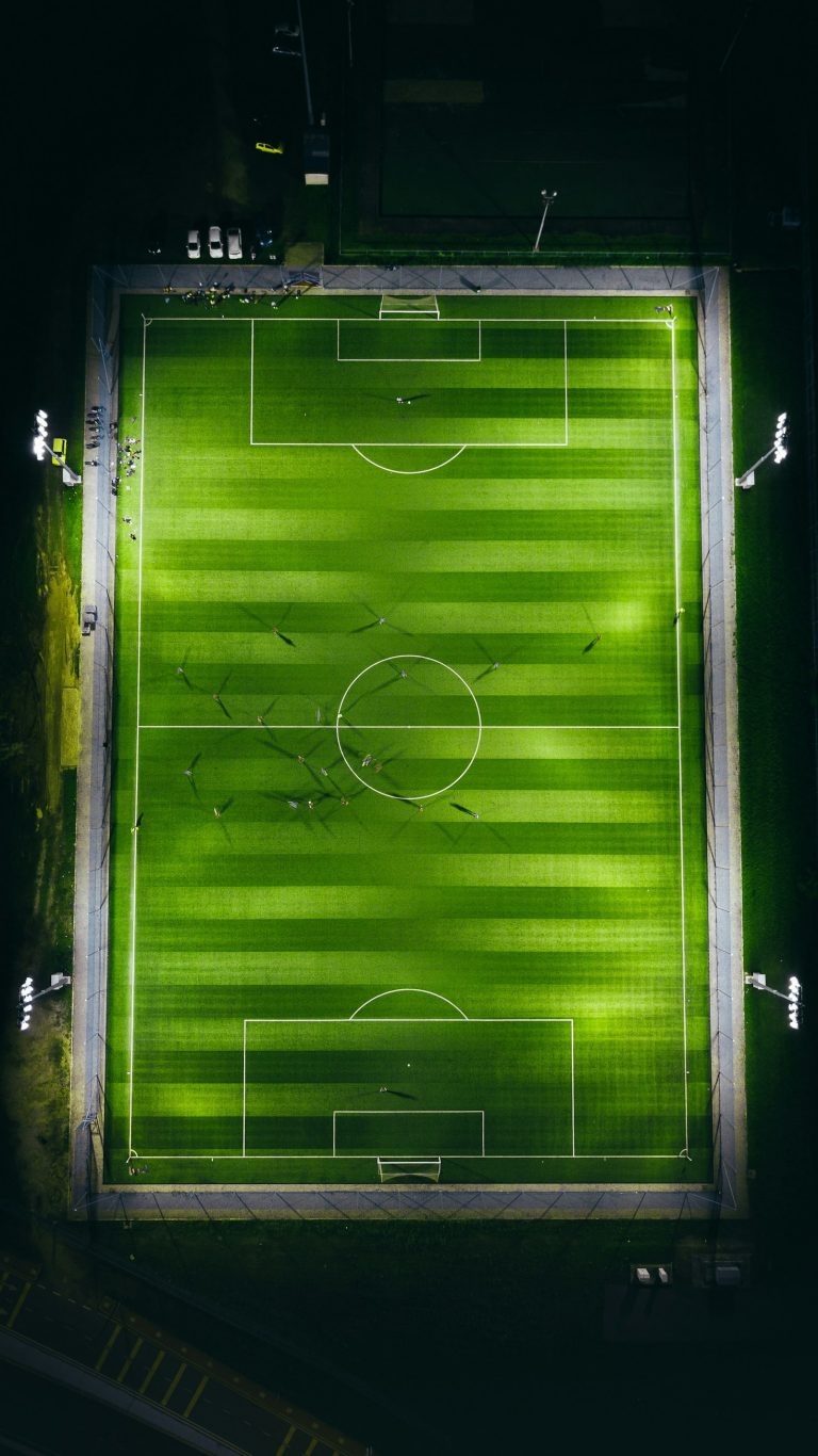 Lire la suite à propos de l’article Les débats qui animent le monde du football