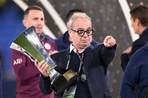 Lire la suite à propos de l’article PSG : Un divorce brutal avec le patron du mercato ?